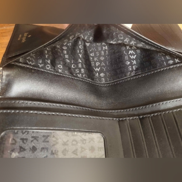 Kate Spade Pebbled Black Leather Wallet - Picture 4 of 4